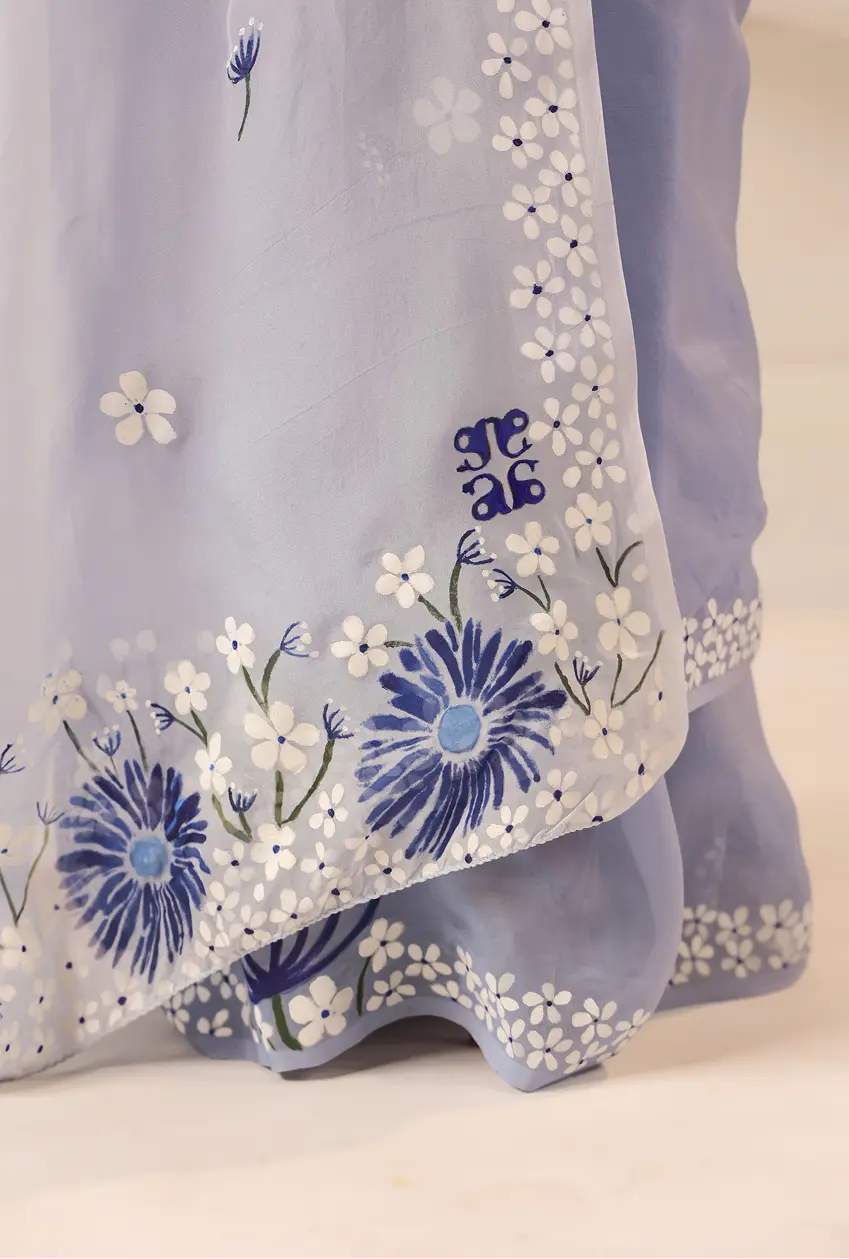 THE CAMOMILE WHISPERS43