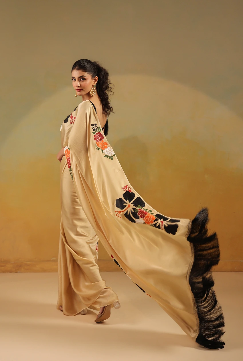 THE MIDNIGHT HIBISCUS3